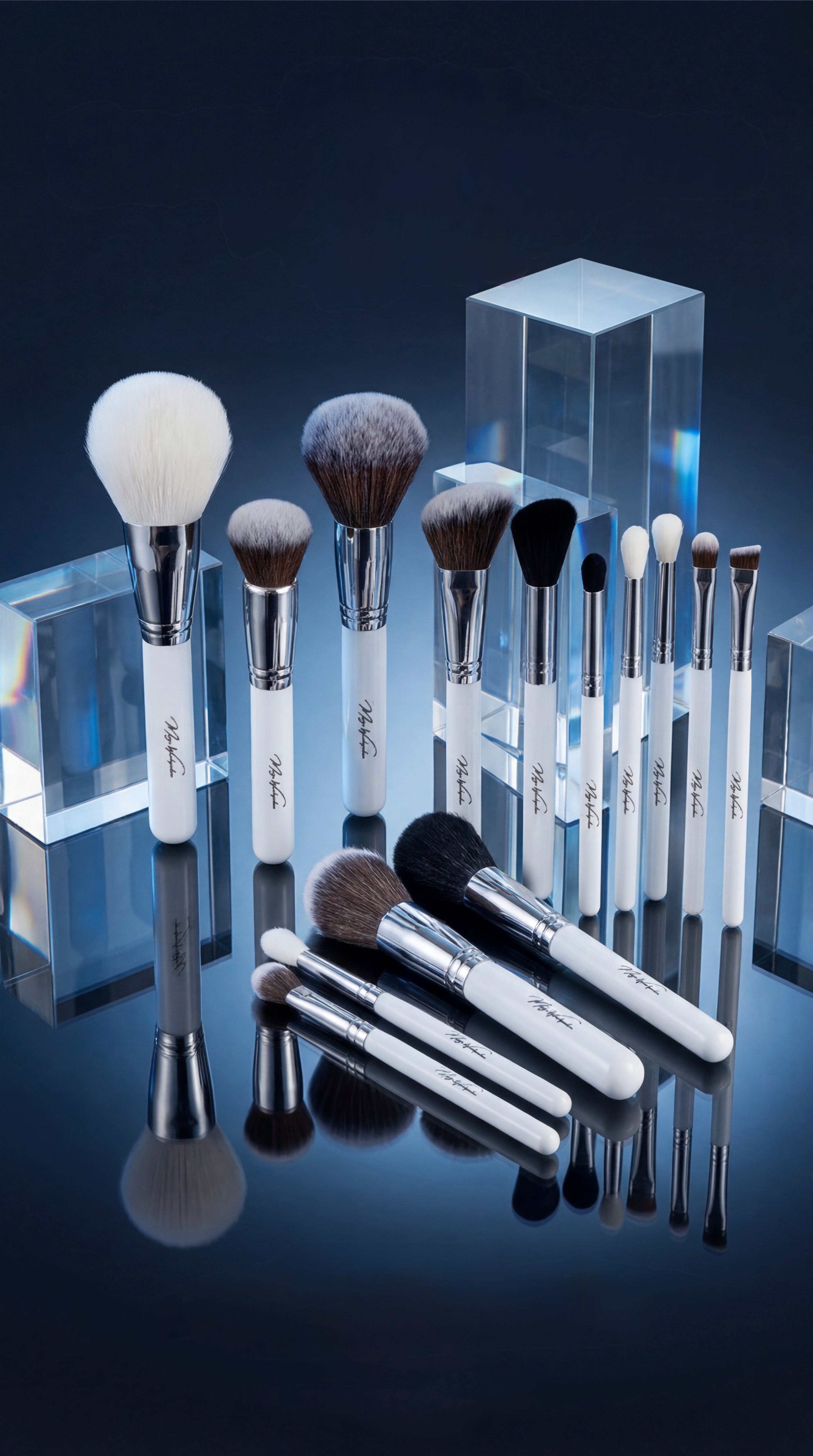 Les Pinceaux d’Artiste - The Artist’s Brushes by MW